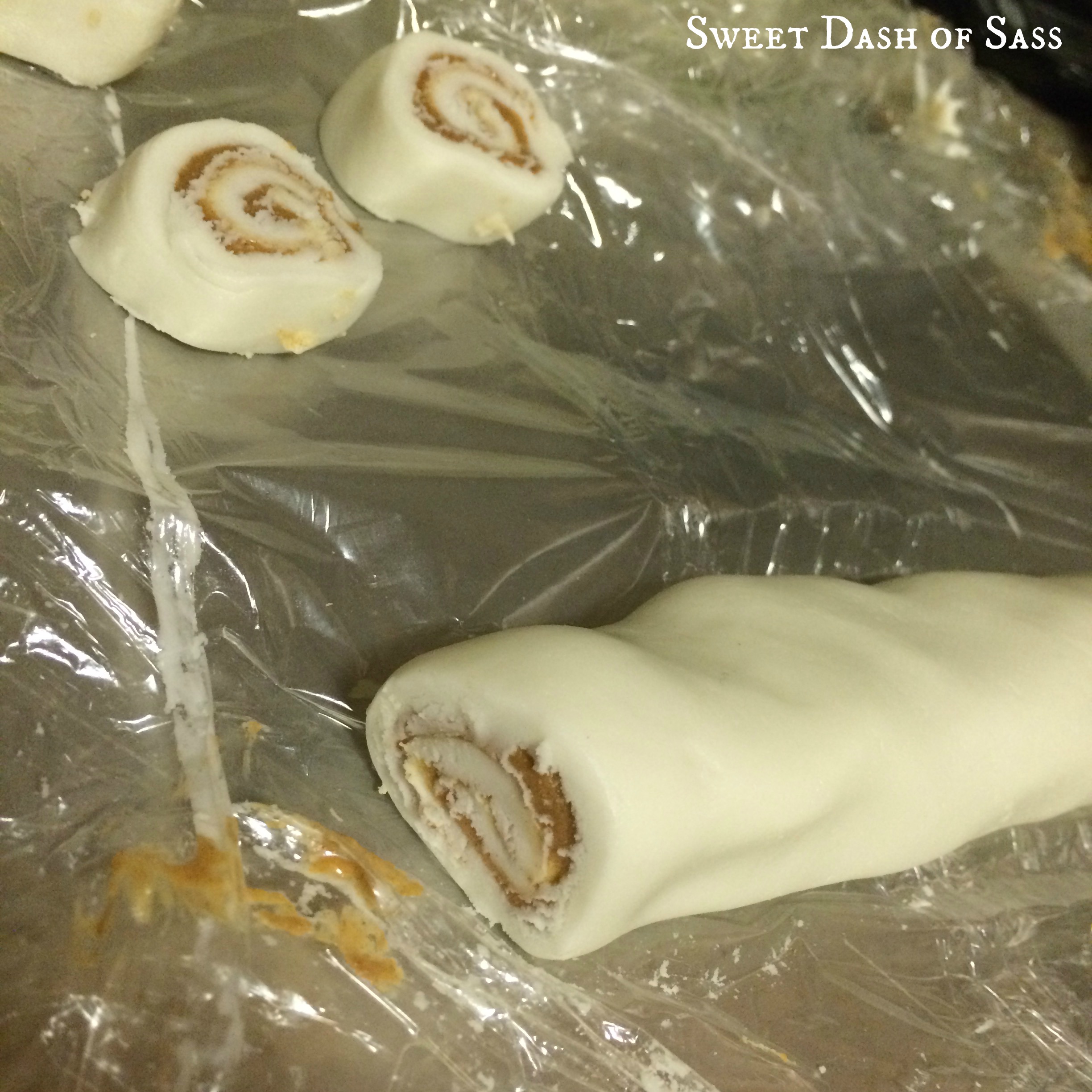 Peanut Butter Meltaway - a unique candy to add to those holiday platters this season.  Only 4 ingredients!!  #25DaysCookieStyle www.SweetDashofSass.com